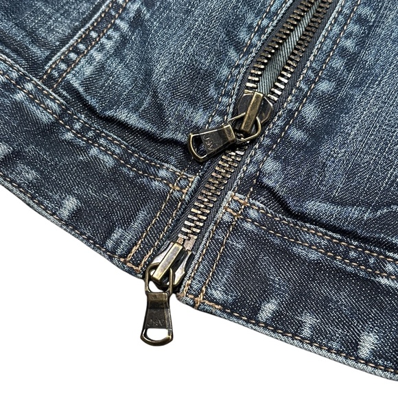 John Varvatos Distressed Blue Zipper Denim Jacket - Picture 4 of 9